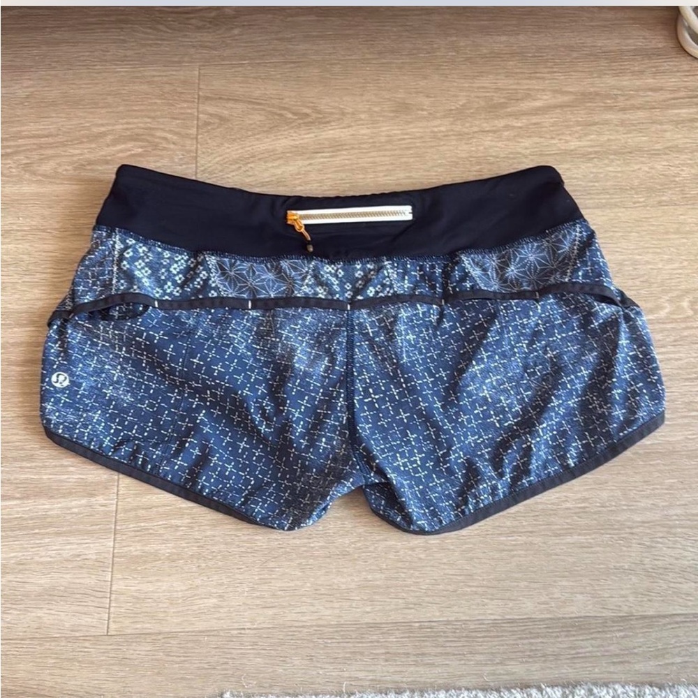 lululemon athletica Women's Black and Blue Shorts